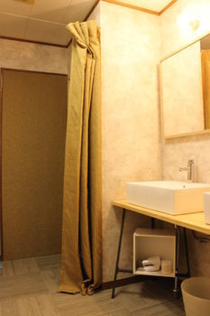 Atta Toyosaki Guest house Osaka