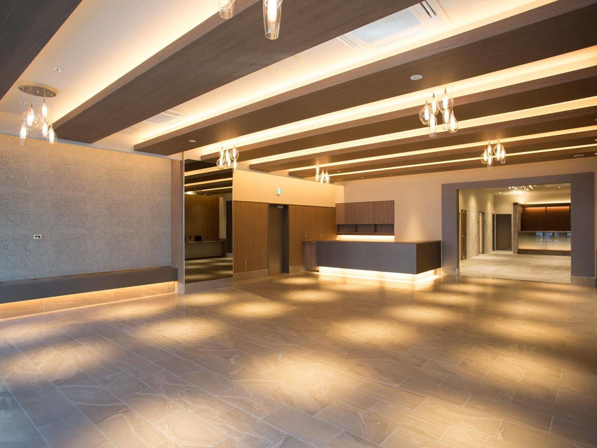 Shinsaibashi Grand Hotel 3*