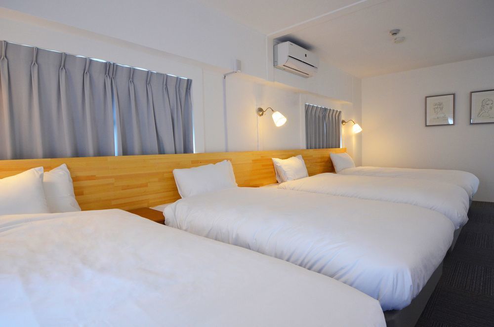 Hotel Midi 3*