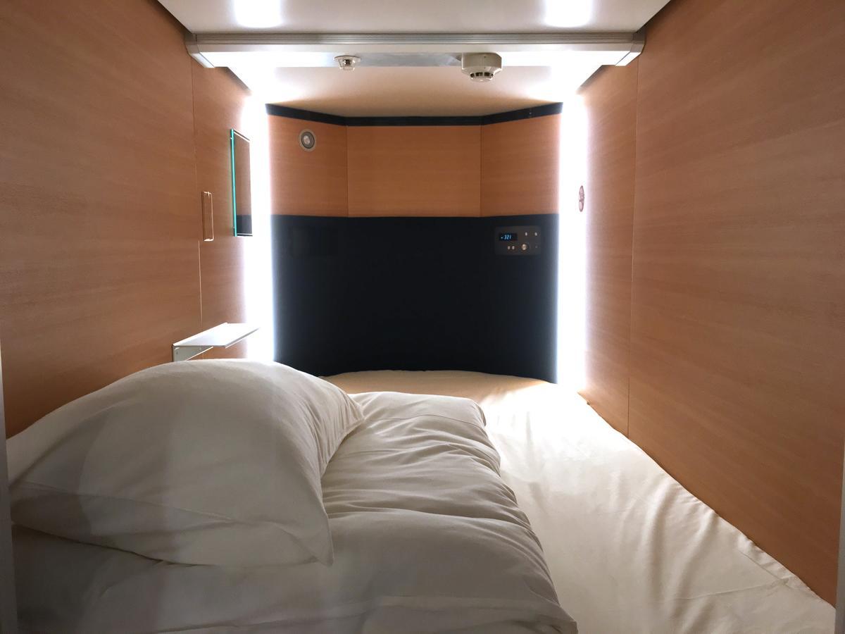Capsule hotel A-style Shinsaibashi 2*