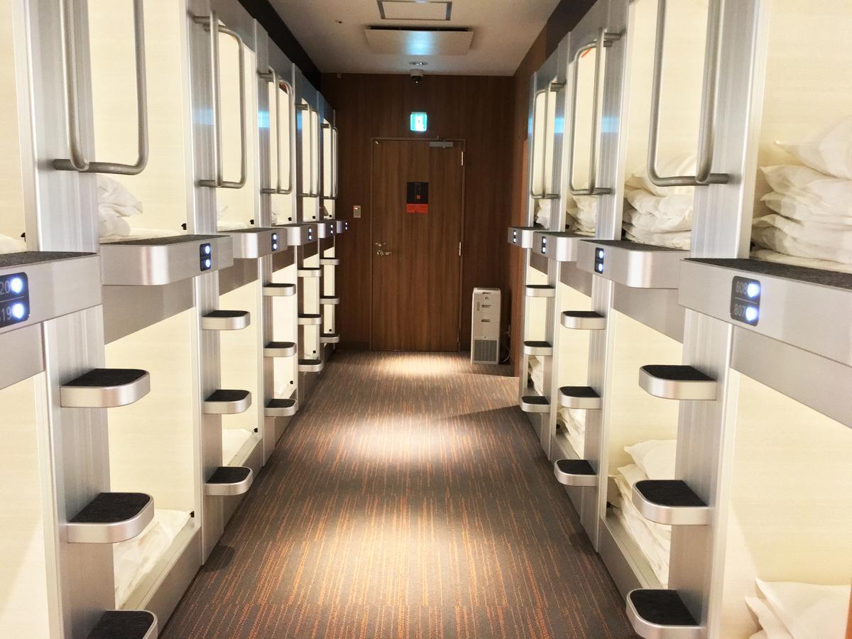 Capsule hotel A-style Shinsaibashi 2*