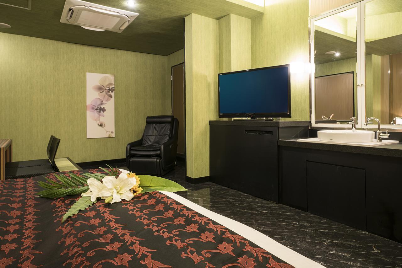 Gabby Garden (adults Only) 2*