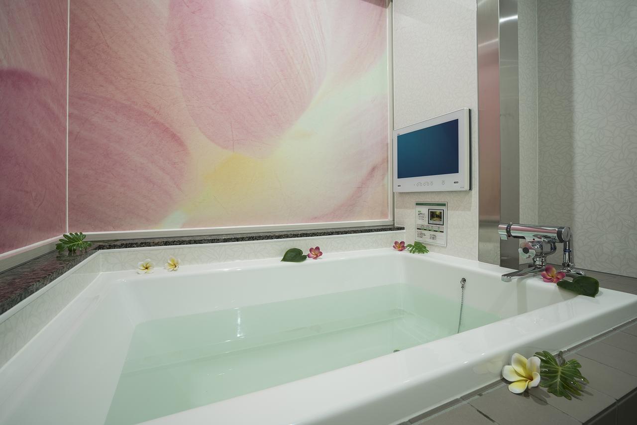 Gabby Garden (adults Only) 2*