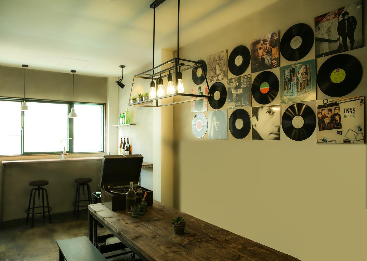 U Hostel *