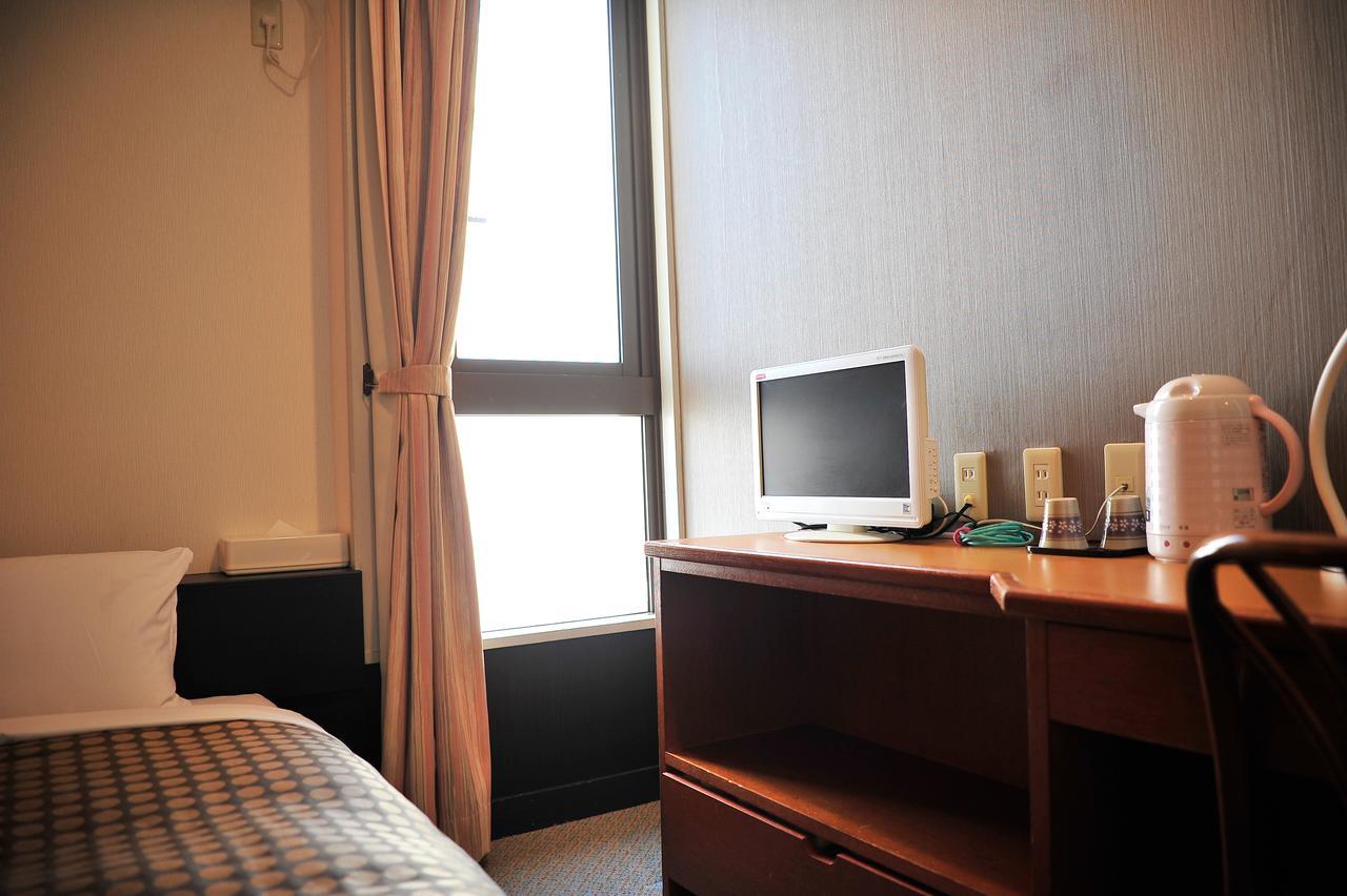 Kikuei Namba Economy hotel 2*