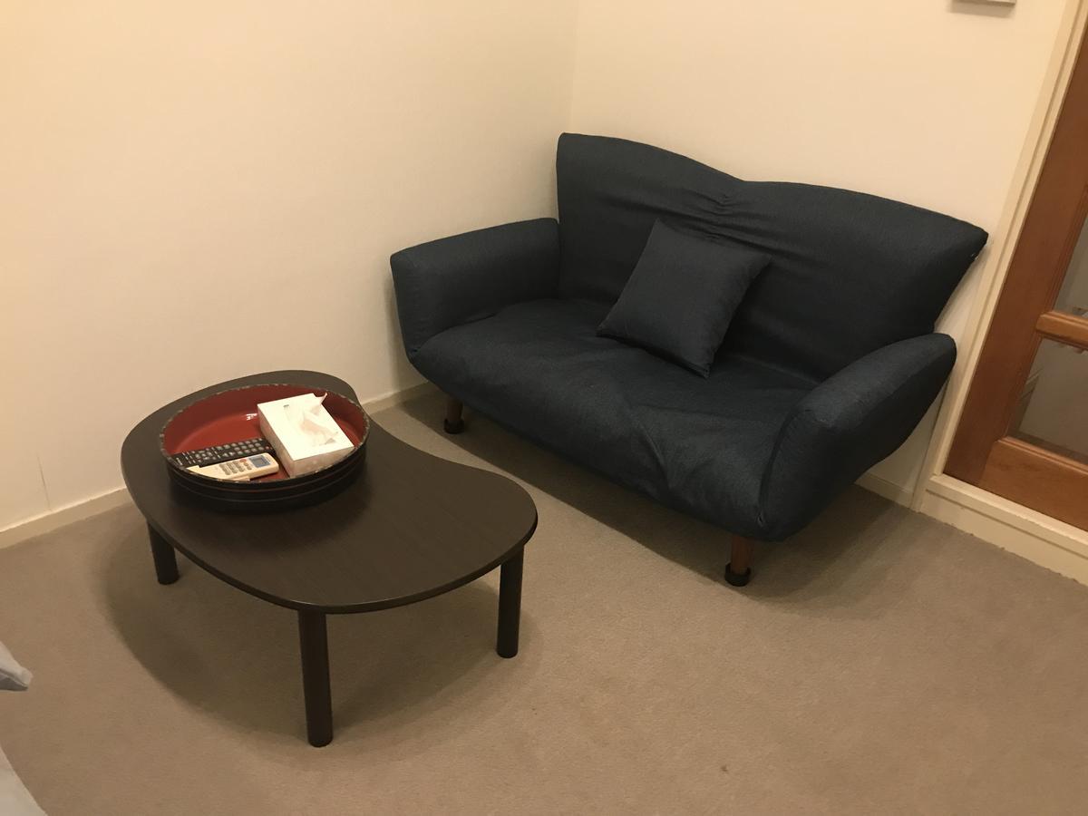 Nipponbashi Apartment *
