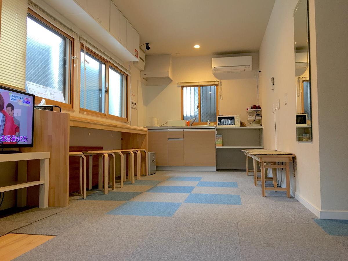 Sayuri Tengachaya Ekimae Homestay *