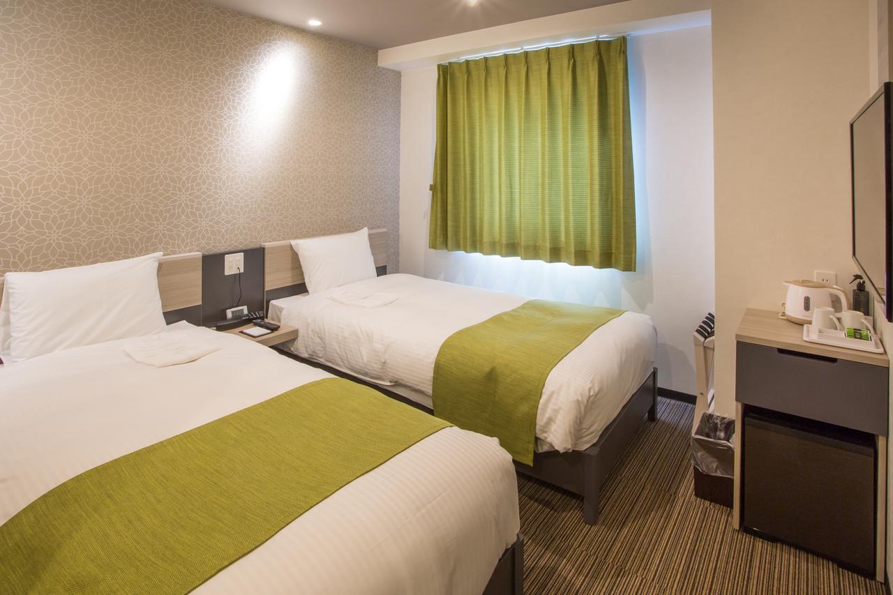 Kuretake Sakaisuji Honmachi Hotel