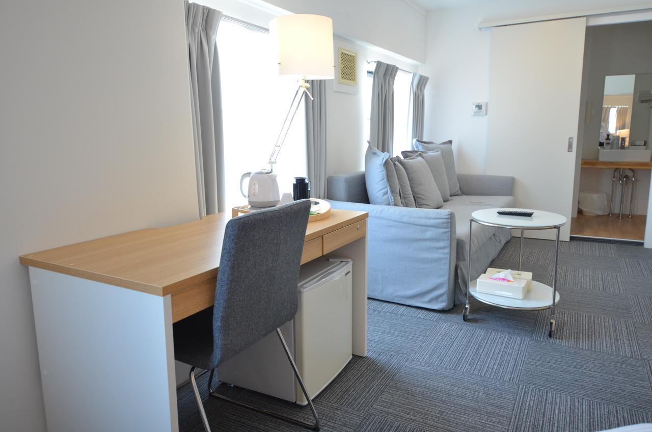 Hotel Midi