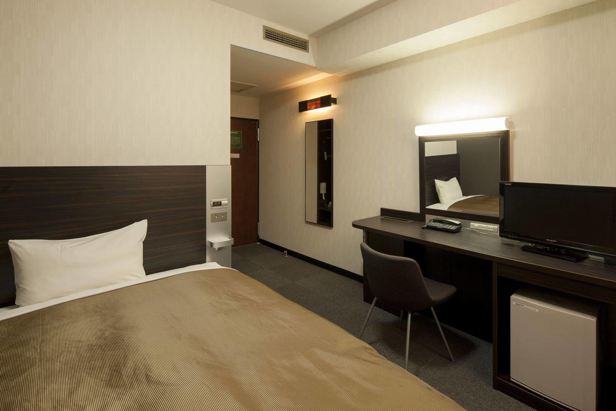 Kyobashi Economy hotel Osaka