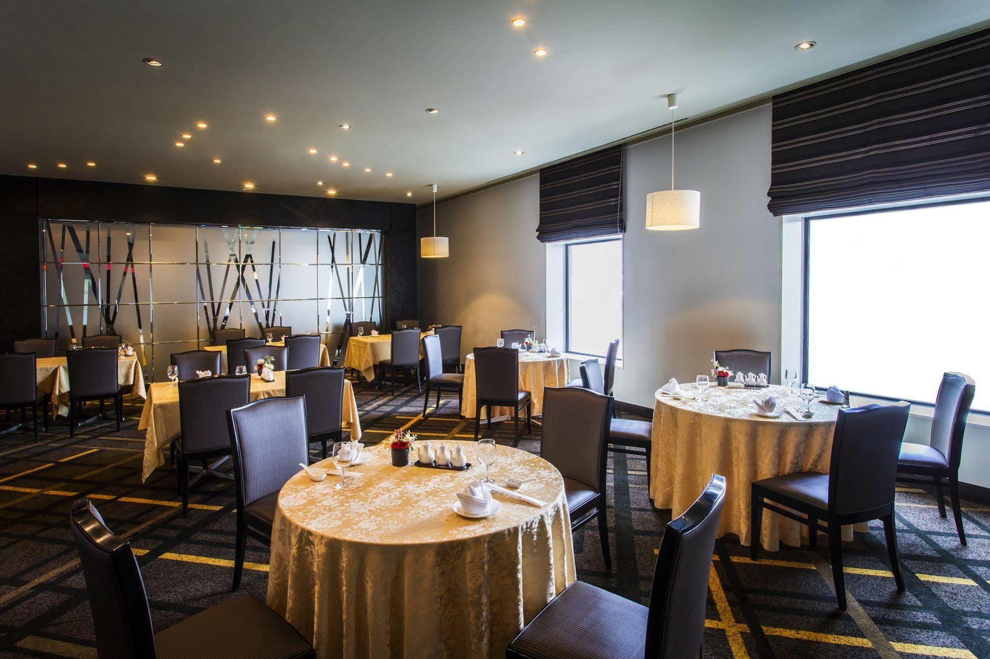 Hotel Hanshin 4*