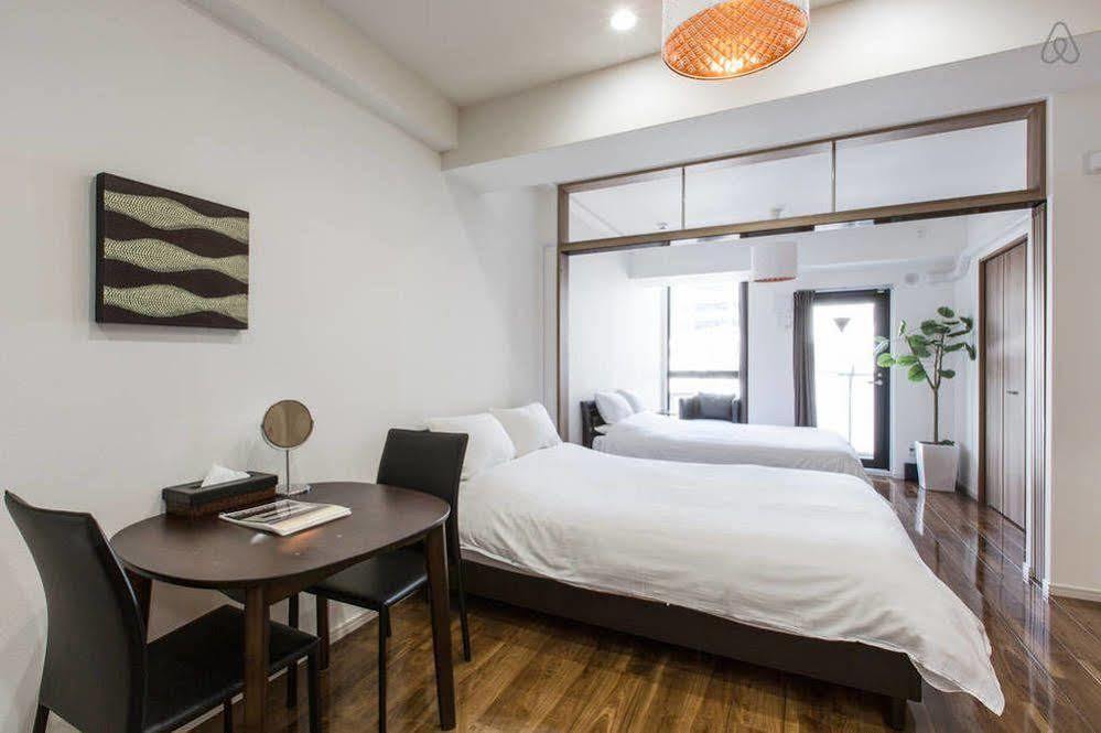 Alex's Shinsaibashi Apartment