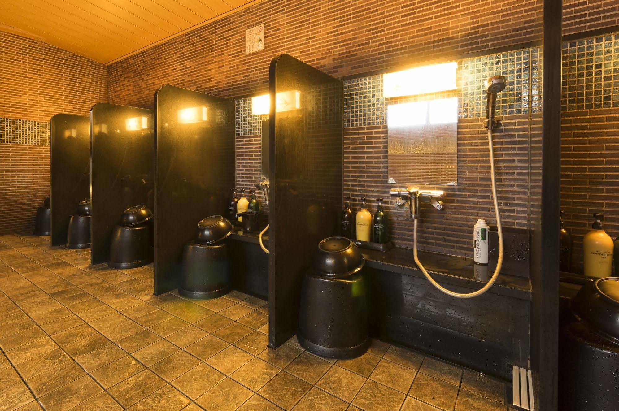 Dormy Umeda Higashi Natural Hot Spring 3*