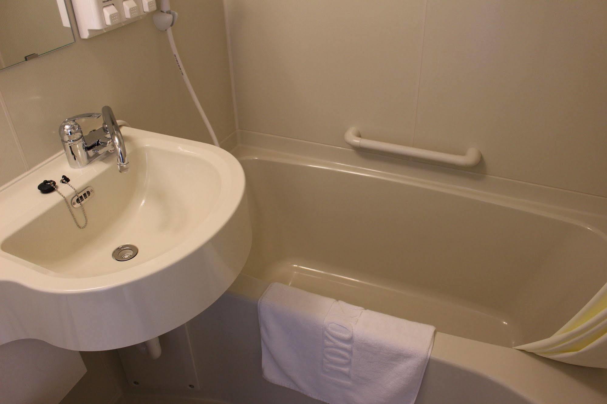Hotel Toyoko Umeda Nakatsu No.1 Osaka