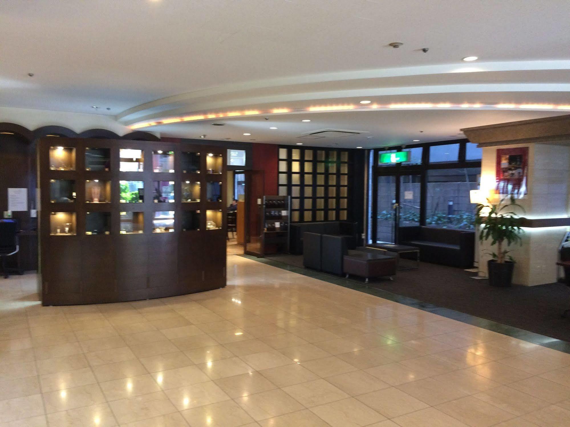 Wing International Shin-osaka 3*