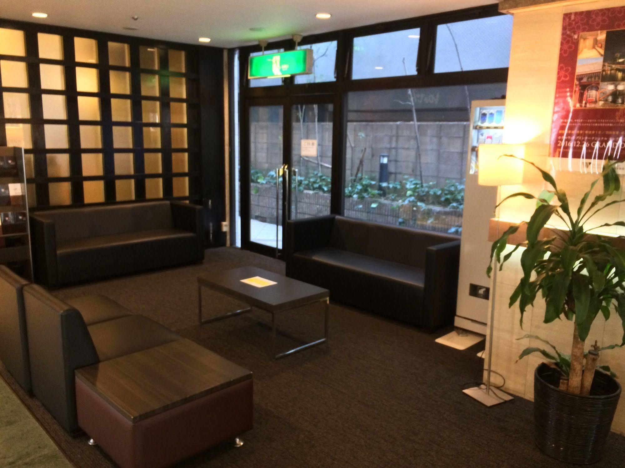 Hotel Wing International Shin-osaka 3*