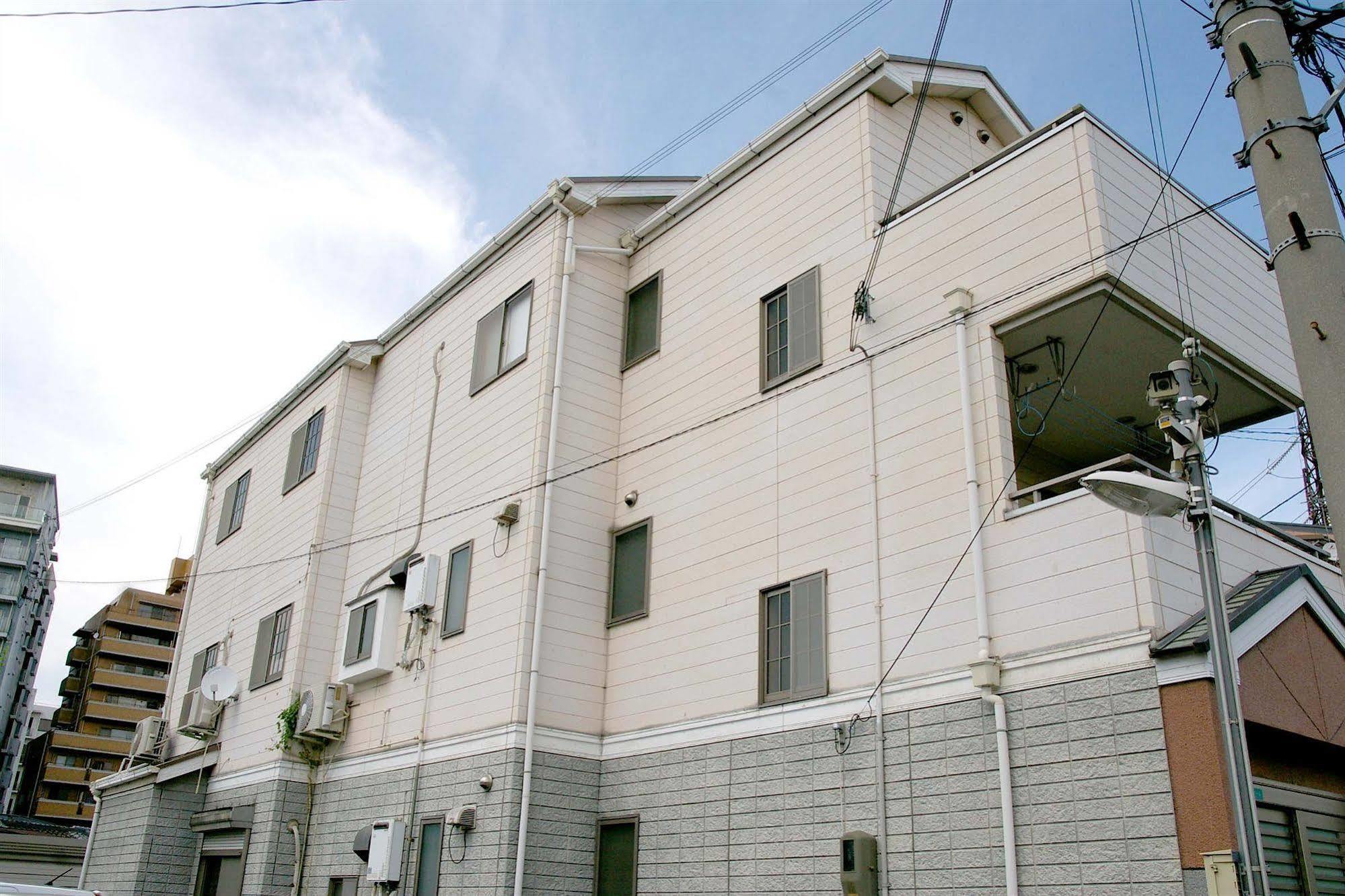 Tomato House Female Shared Dorm 