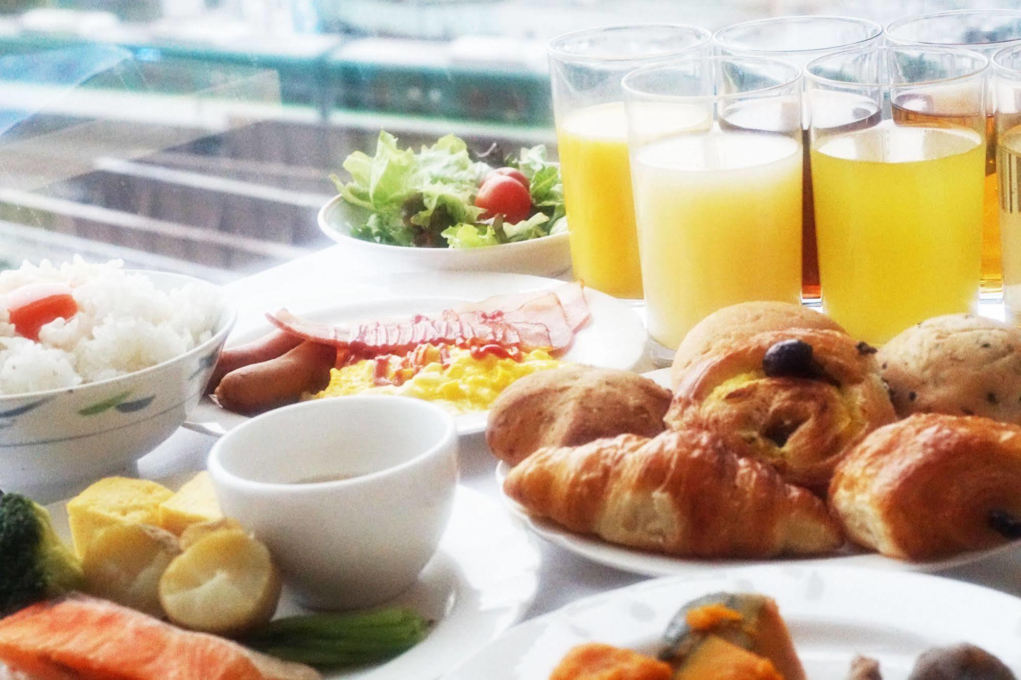 Keihan Kyobashi Grande Hotel 4*