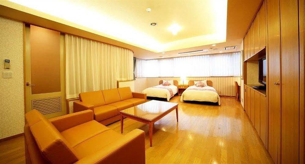 Hotel Live Artex 3*