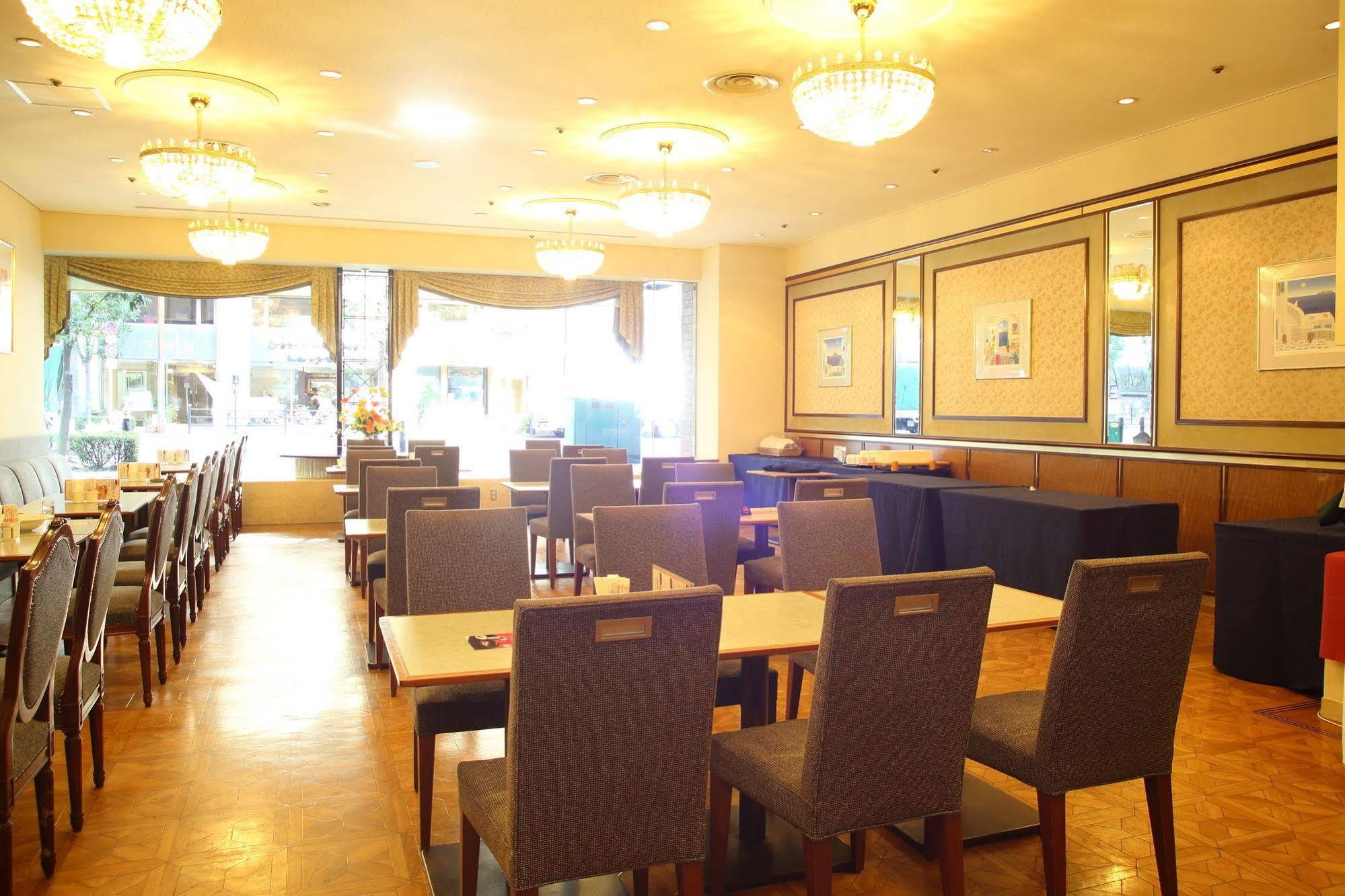 Hotel Rihga Place Higobashi 4*