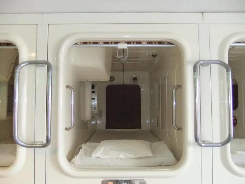 Sauna & Capsule Spadio Capsule hotel Osaka