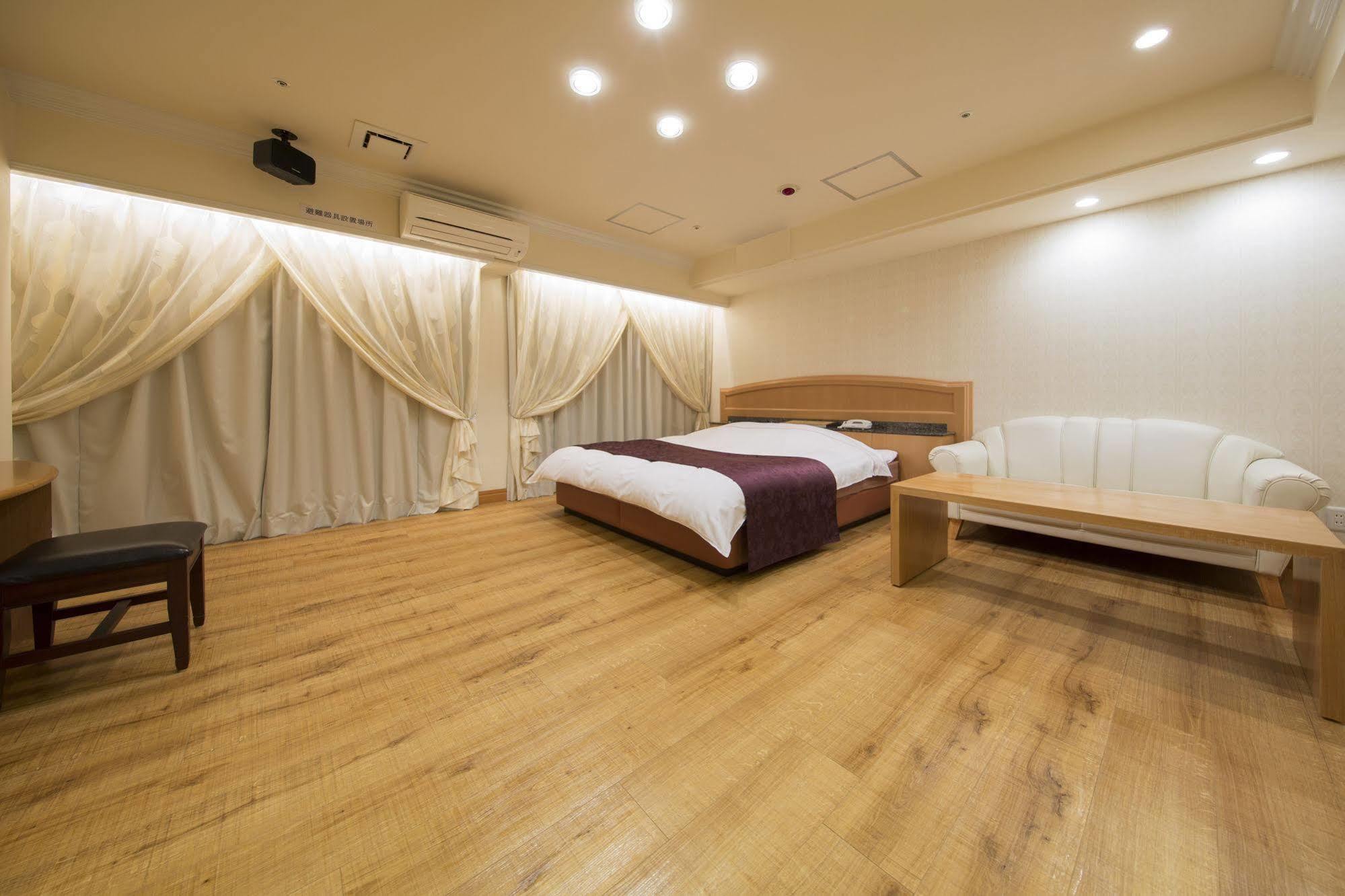 Hotel Alps (adults Only)
