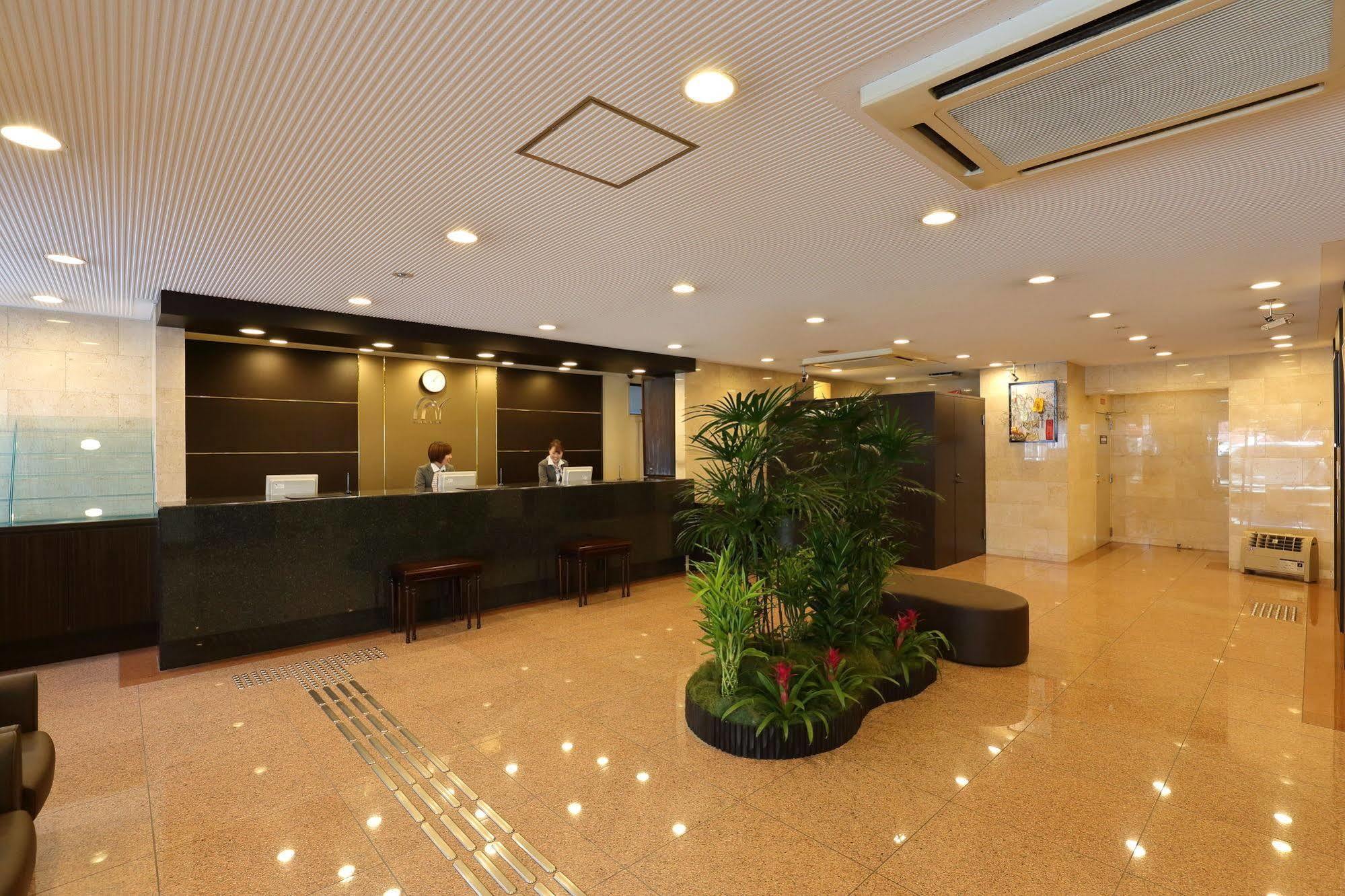 Nishitetsu Shinsaibashi Economy hotel 3*