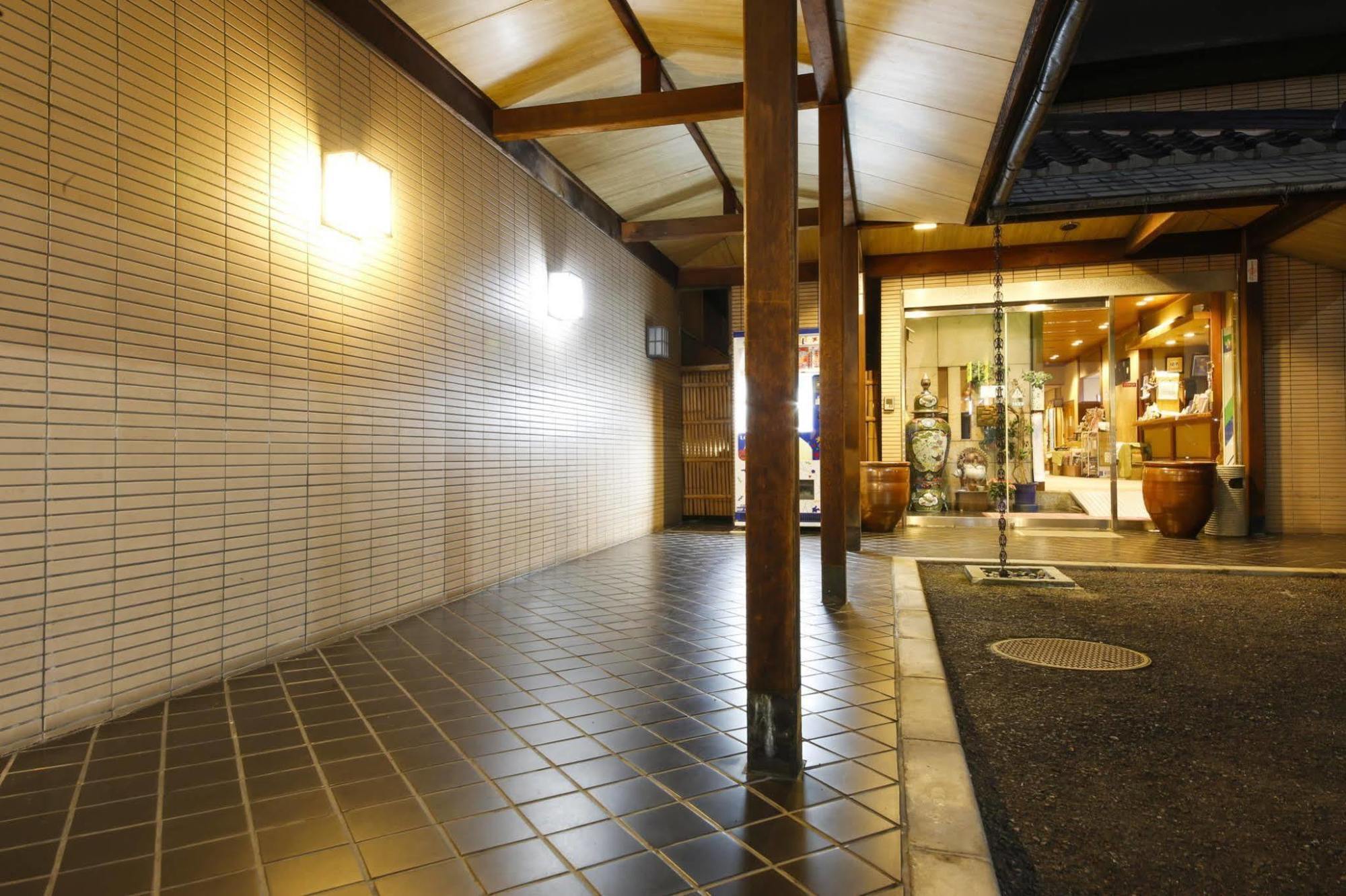 Kuramoto Ryokan 3*