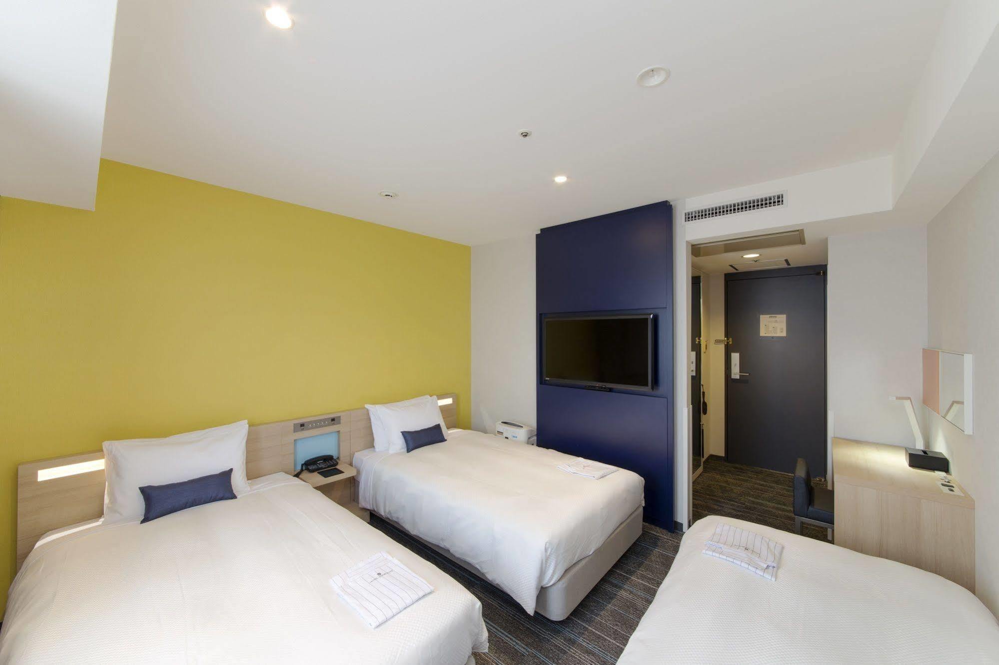Hotel Namba Washington Plaza 3*