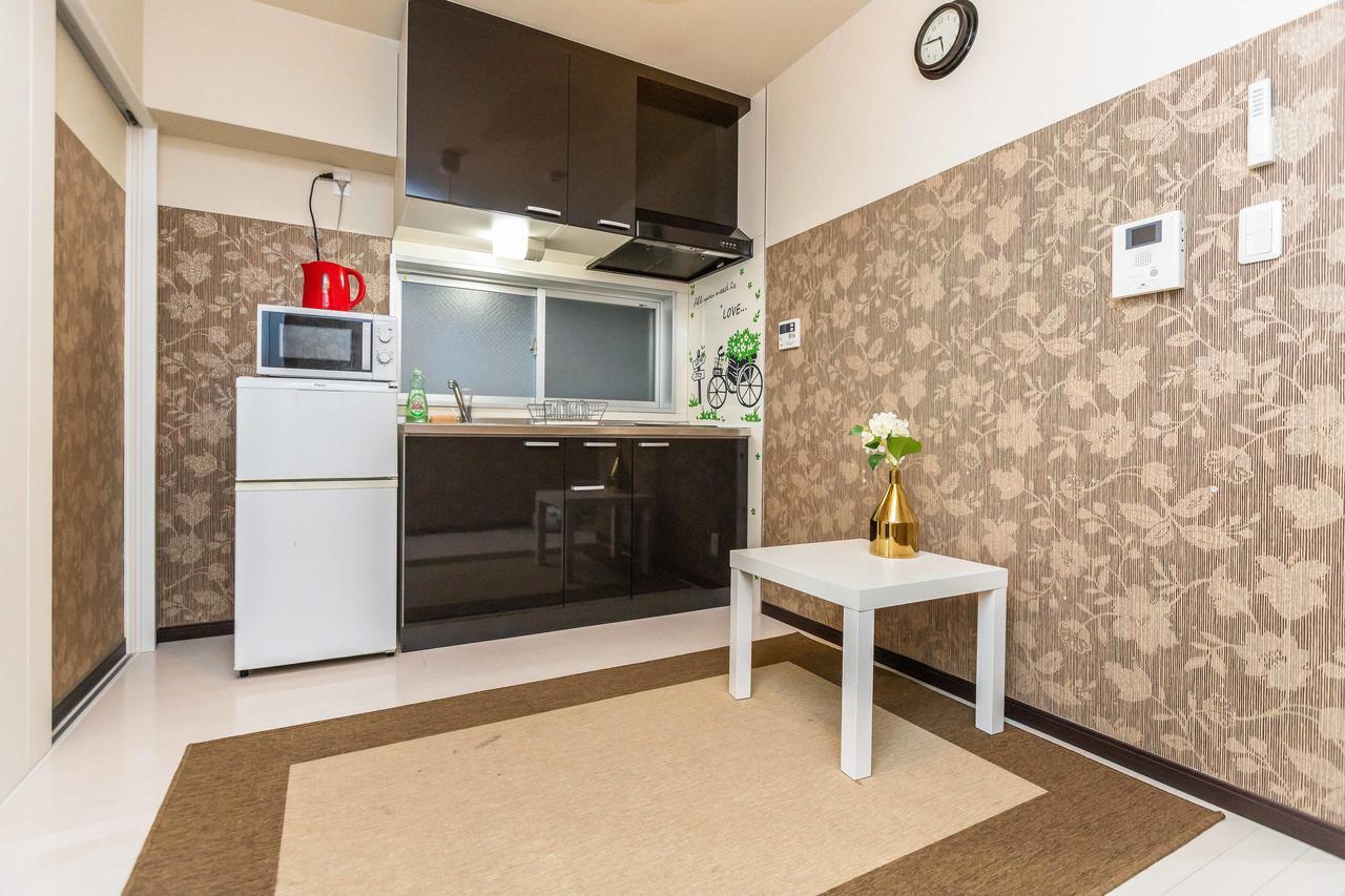 Shimanouchi Apartment