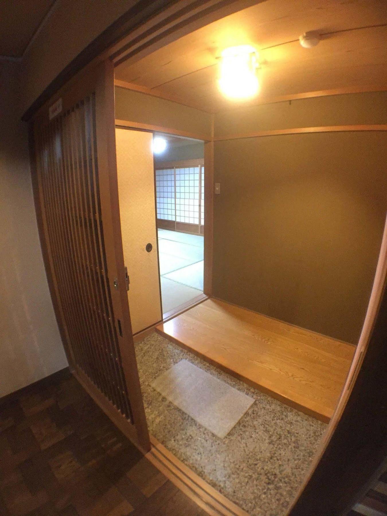 Bourgeois - Women Only Hotel 2*