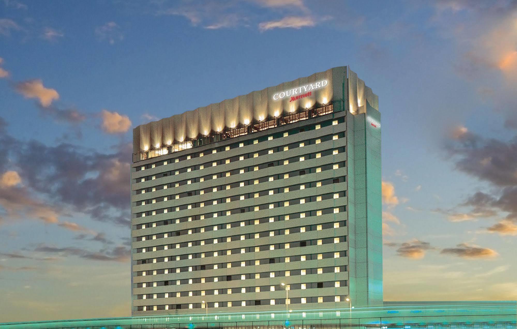 Courtyard By Marriott Shin-osaka Station Hotel Osaka