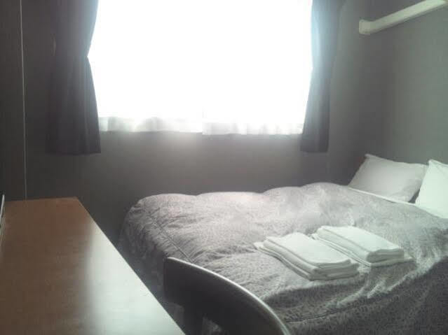 Hotel Nishi Tanabe 2*