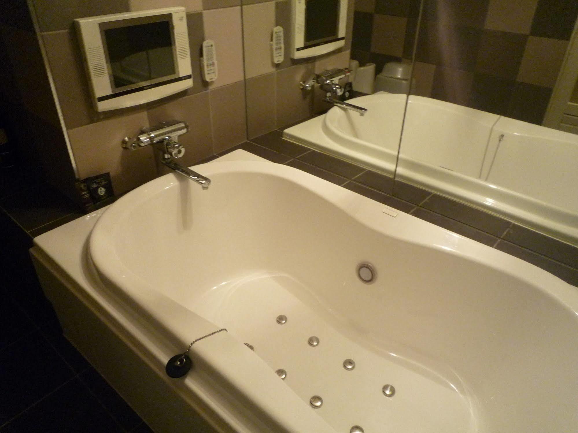Beni East (adults Only) 2*