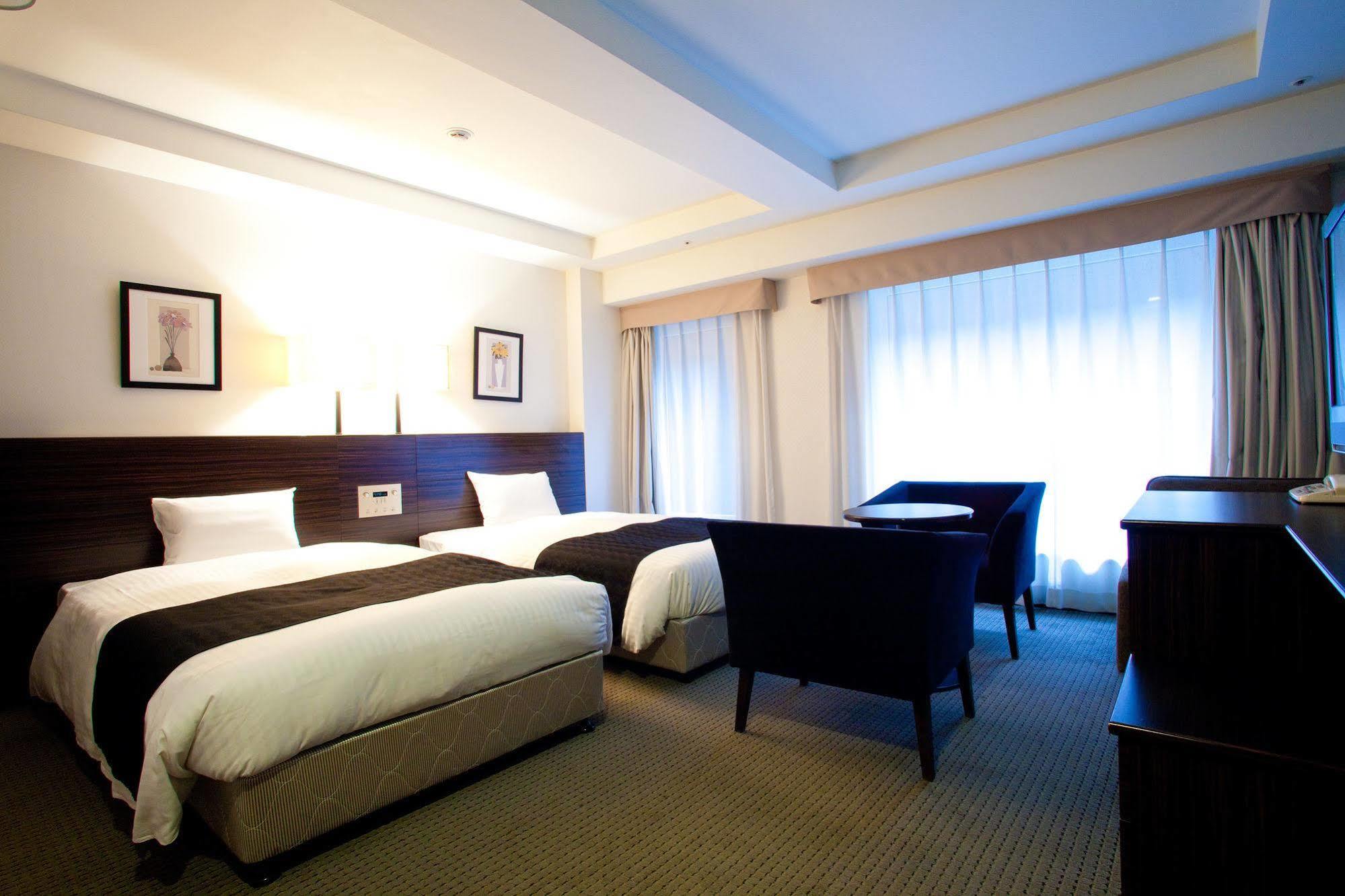 Apa Tanimachi 4chome Ekimae Hotel Osaka