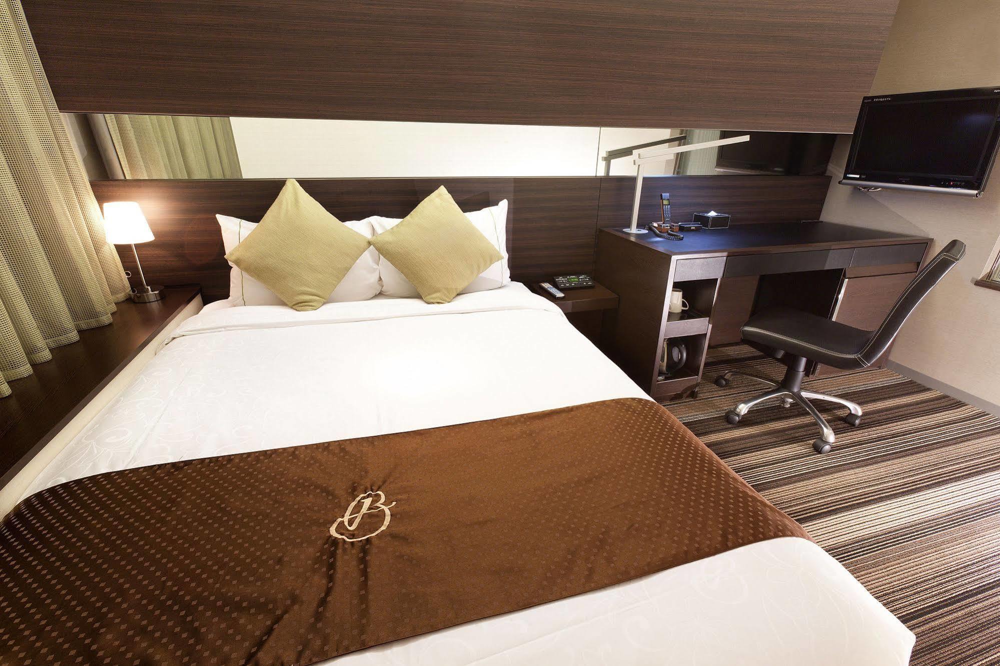 Brighton Kitahama 4*