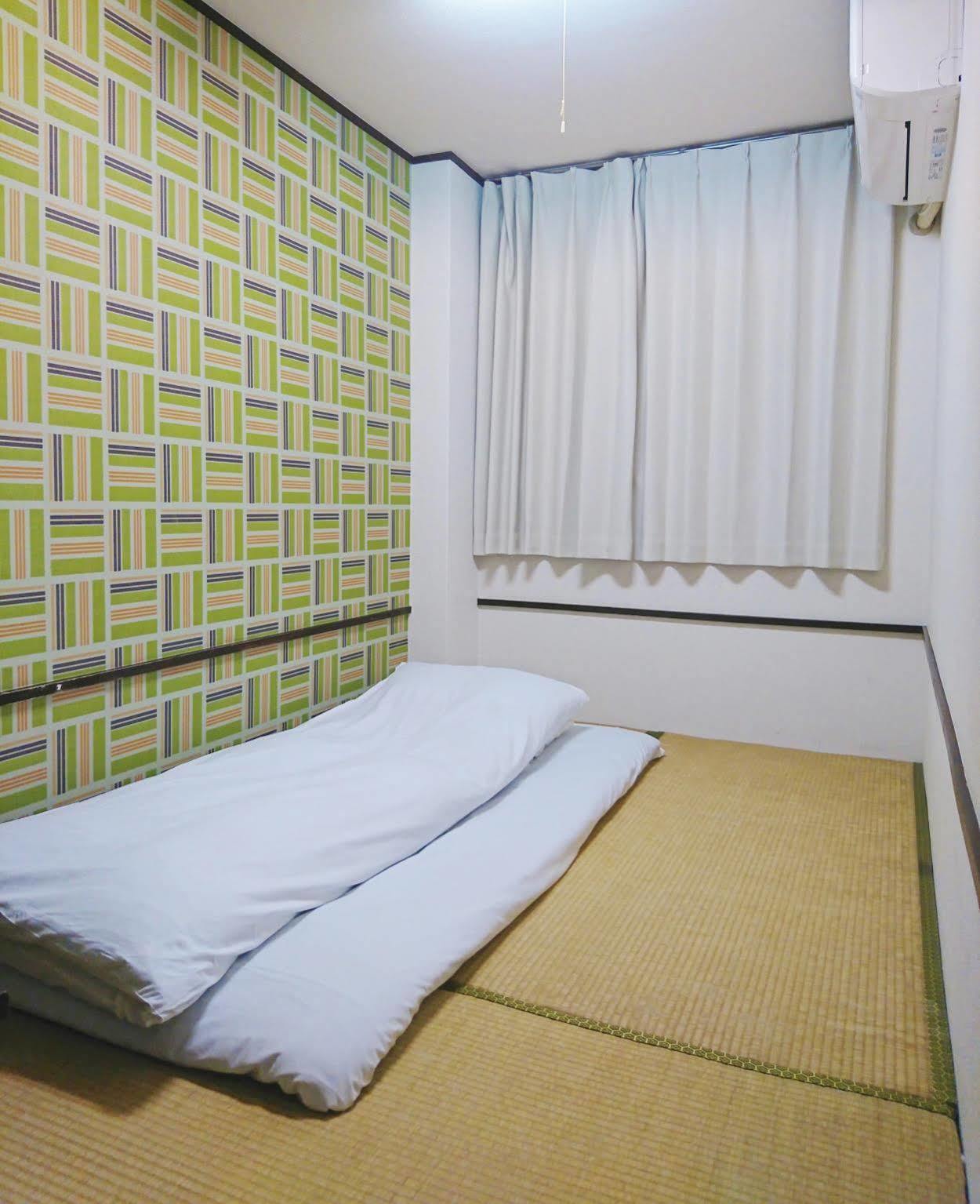Backpackers Toyo