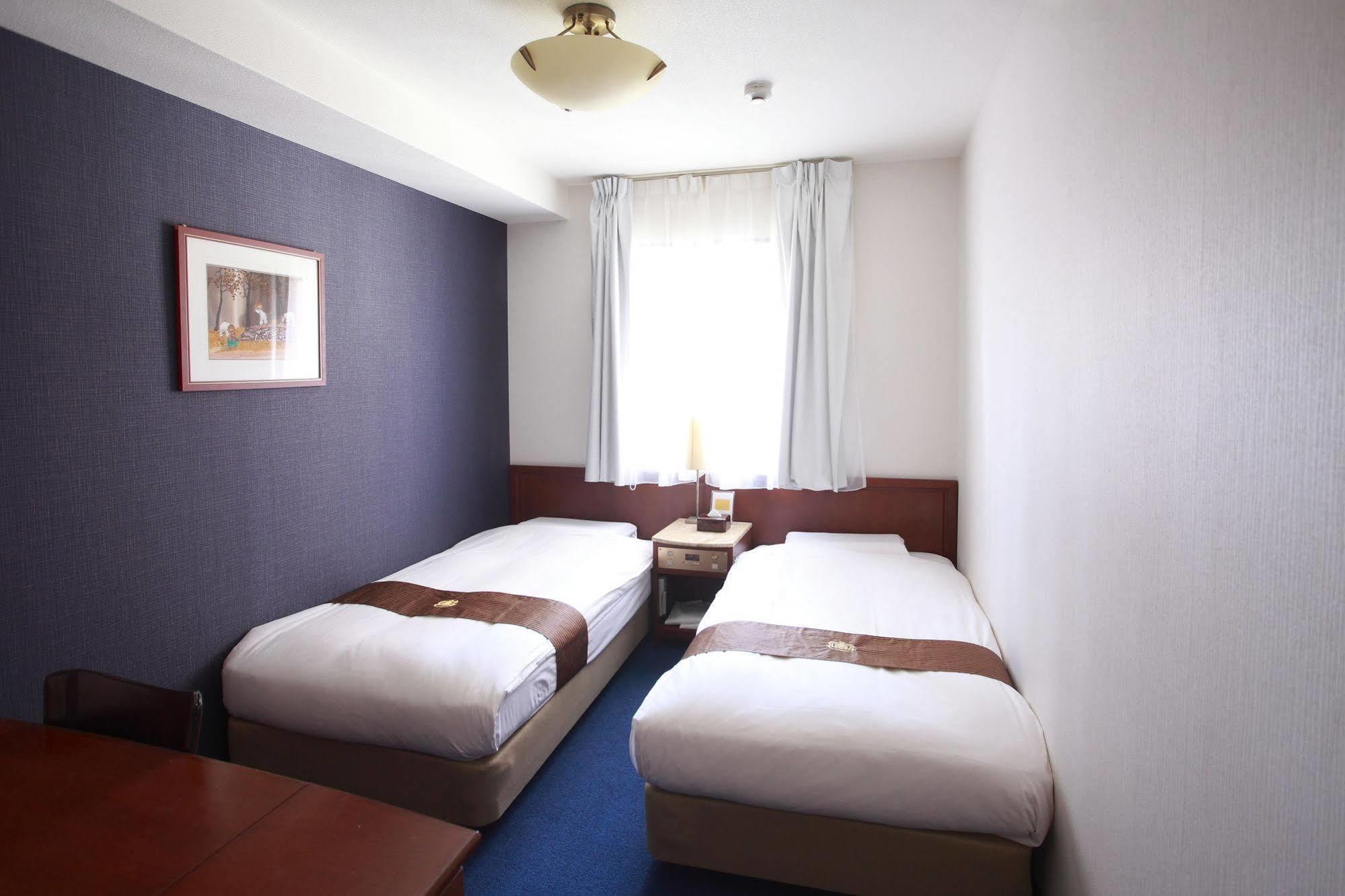 New Shinsaibashi Hotel 3*