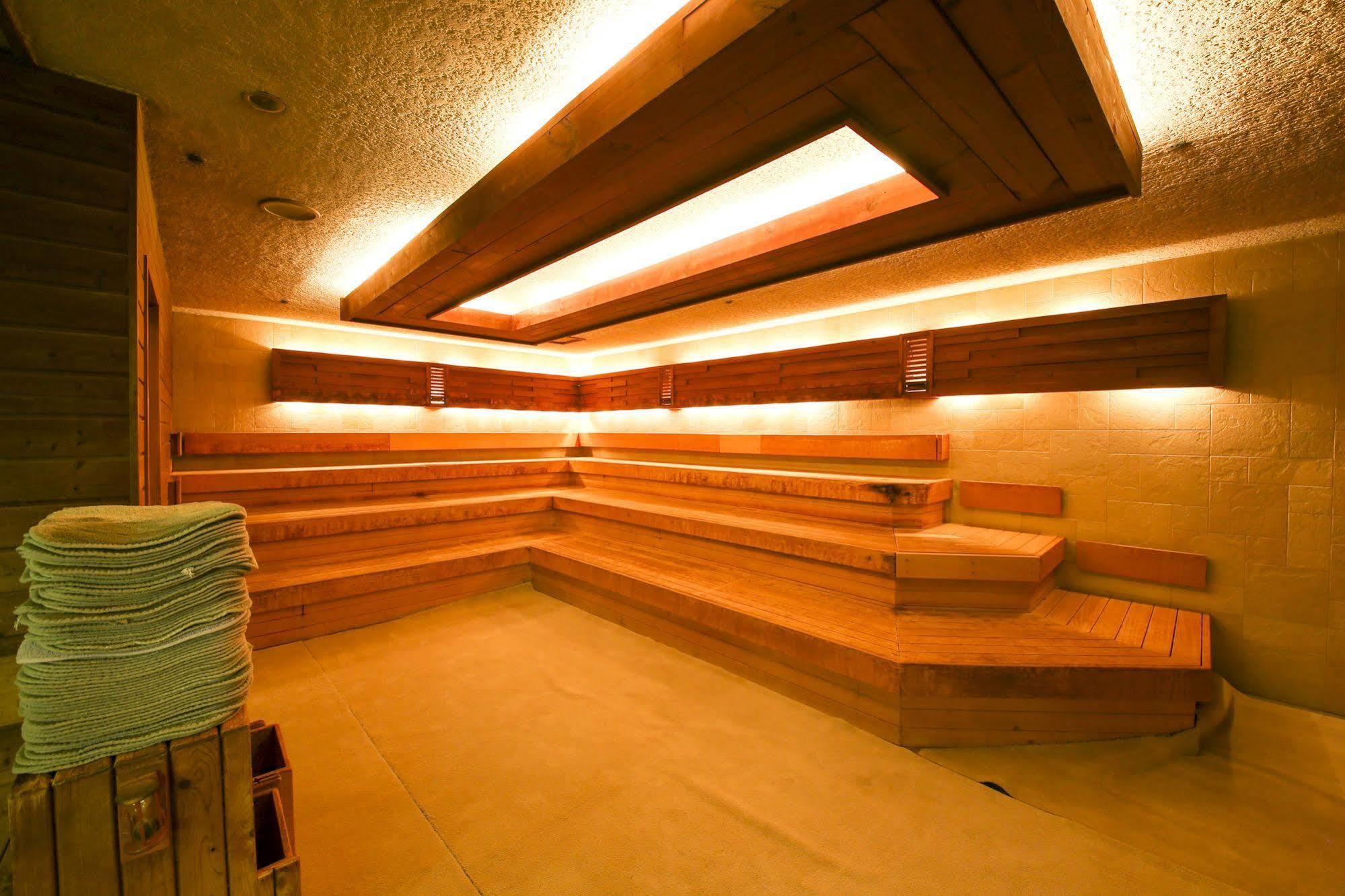 Capsule hotel New Japan Capsule