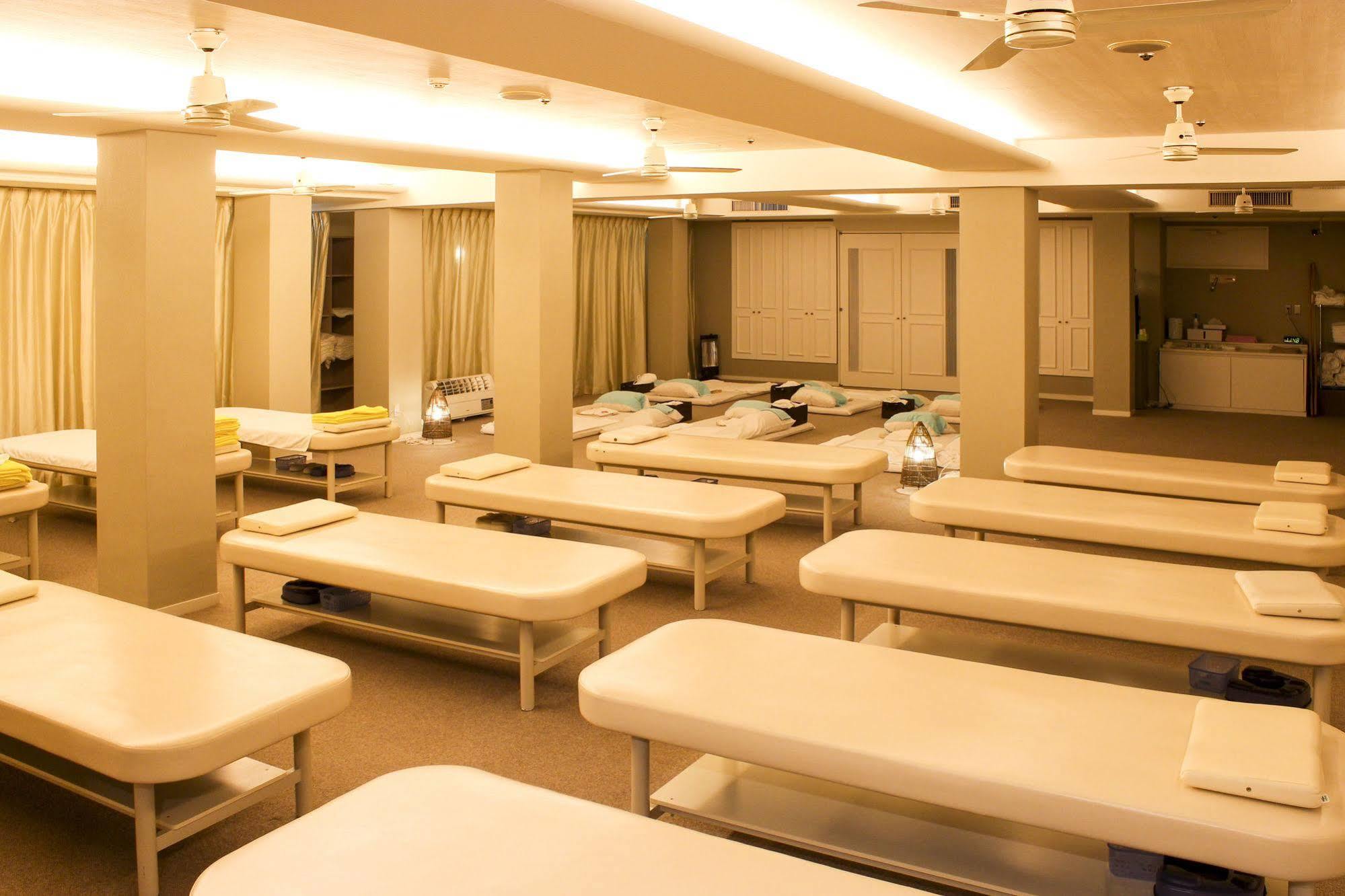 Capsule hotel New Japan Capsule *