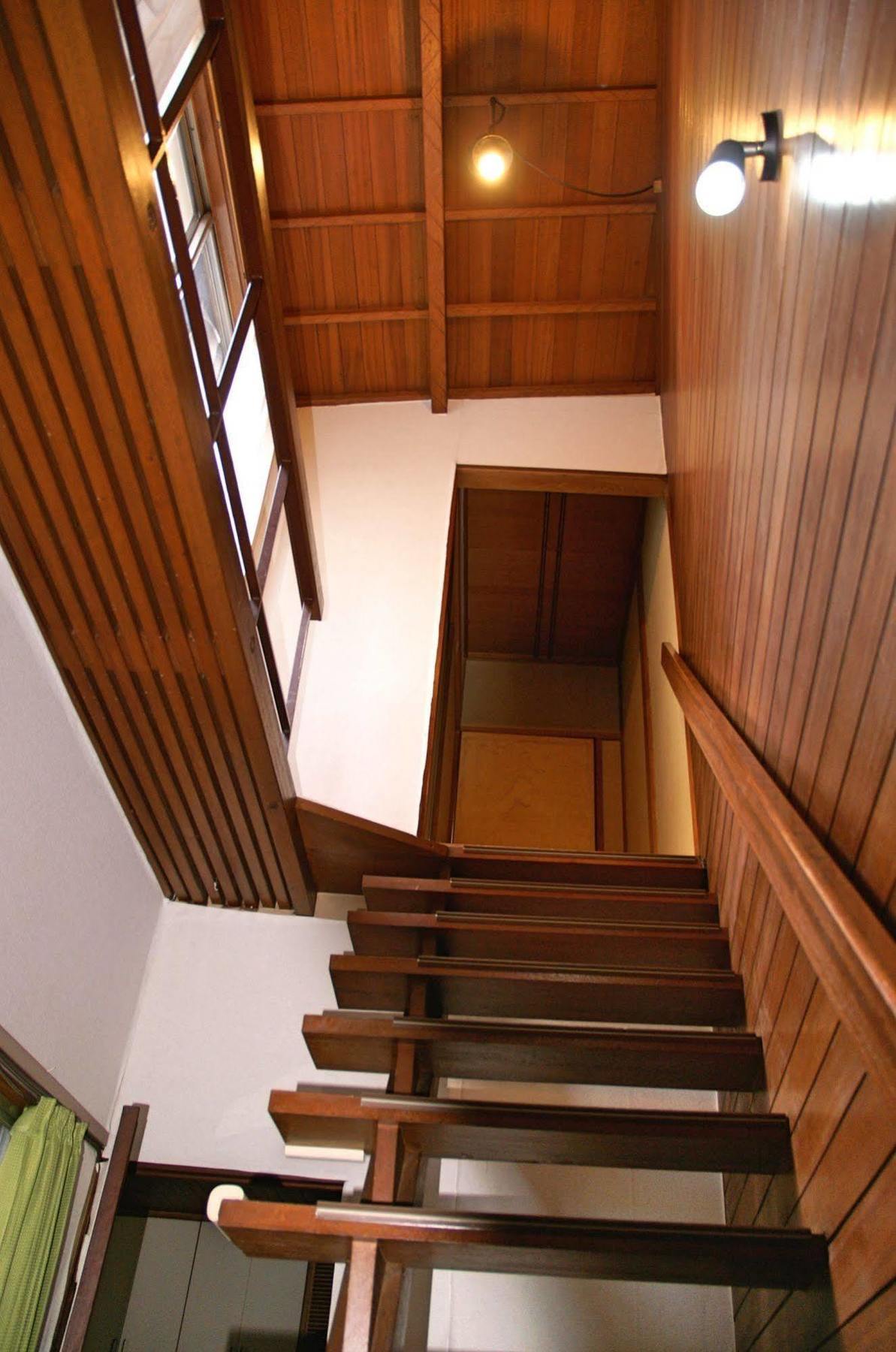Social House