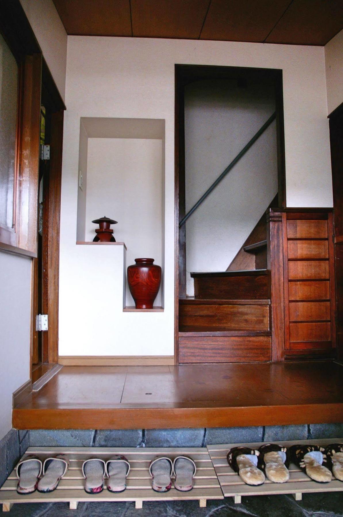 Hotel Social House 2*