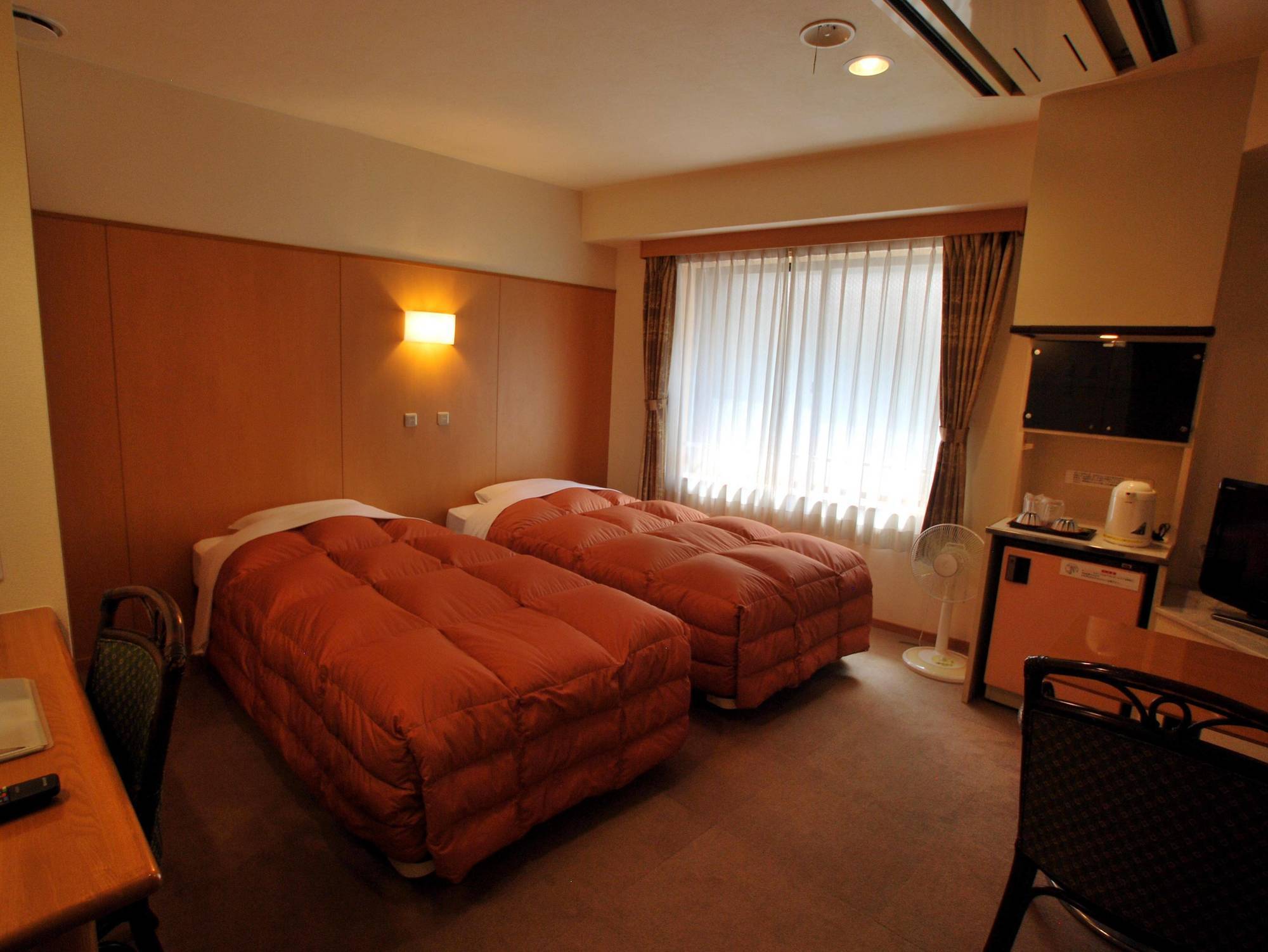 Le Botejour Nanba Economy hotel 2*