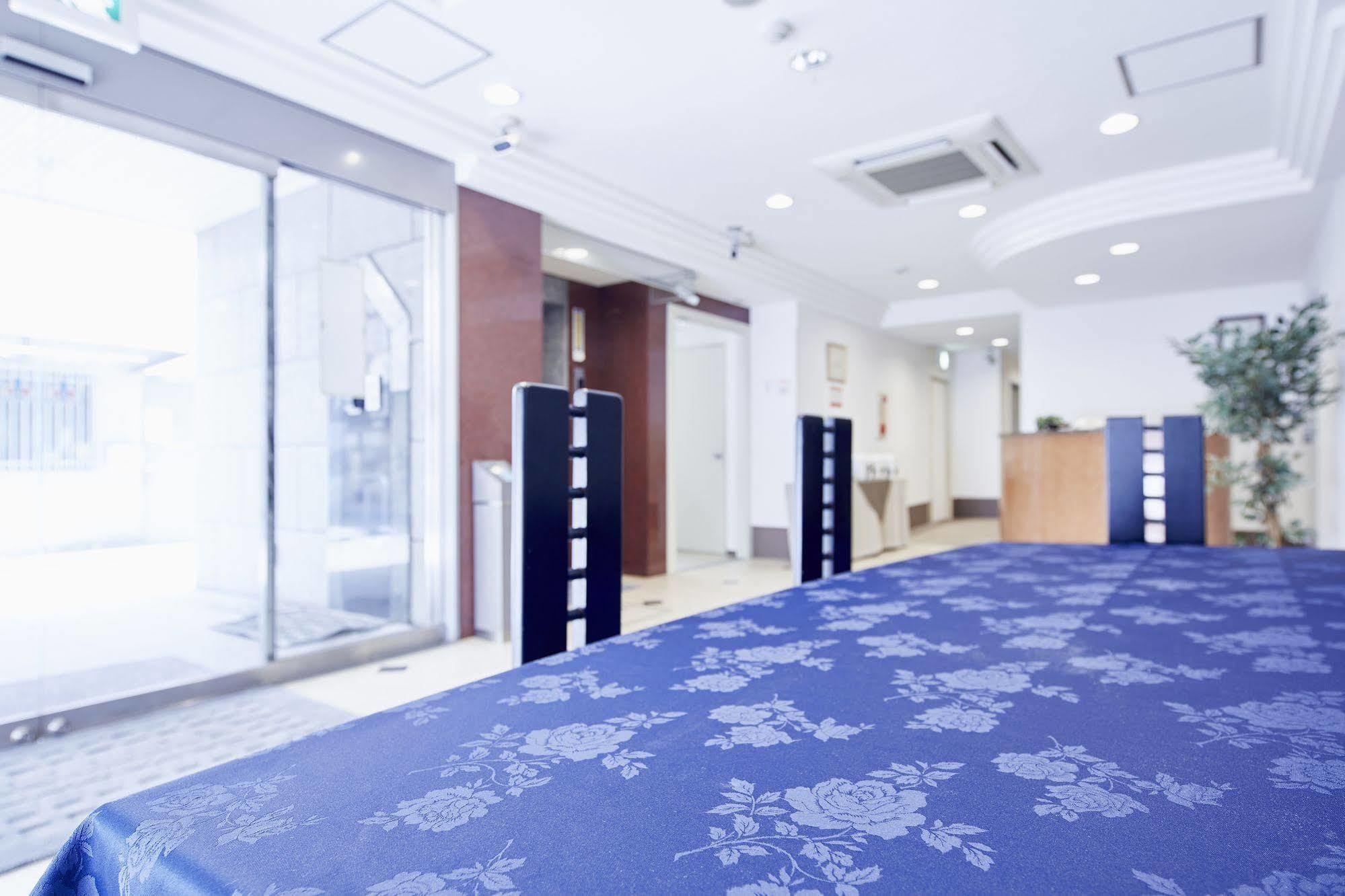 Economy hotel Le Botejour Nanba 2*