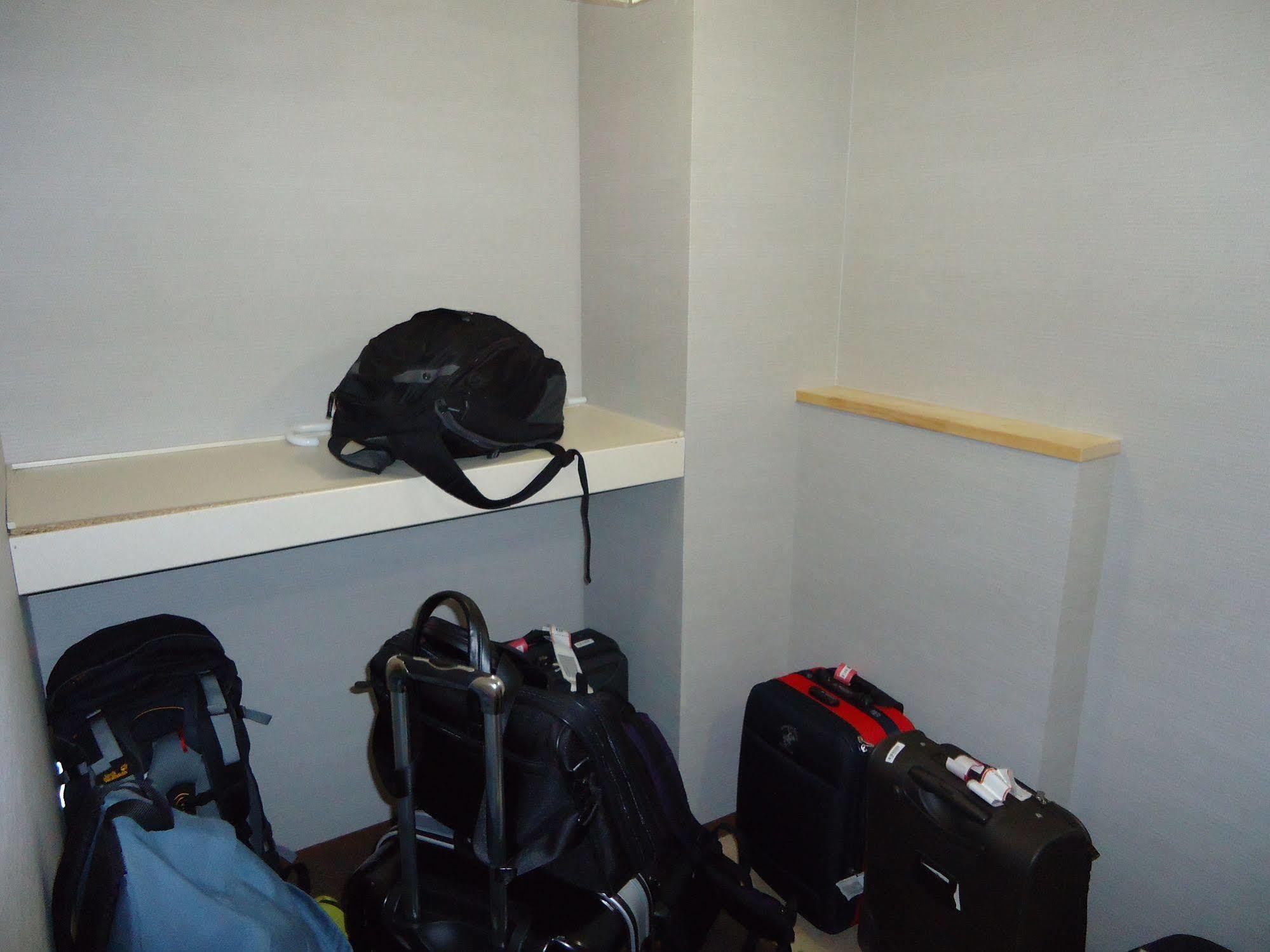 Hostel 外国人staffがいるinternationalなhostel - Hana - *