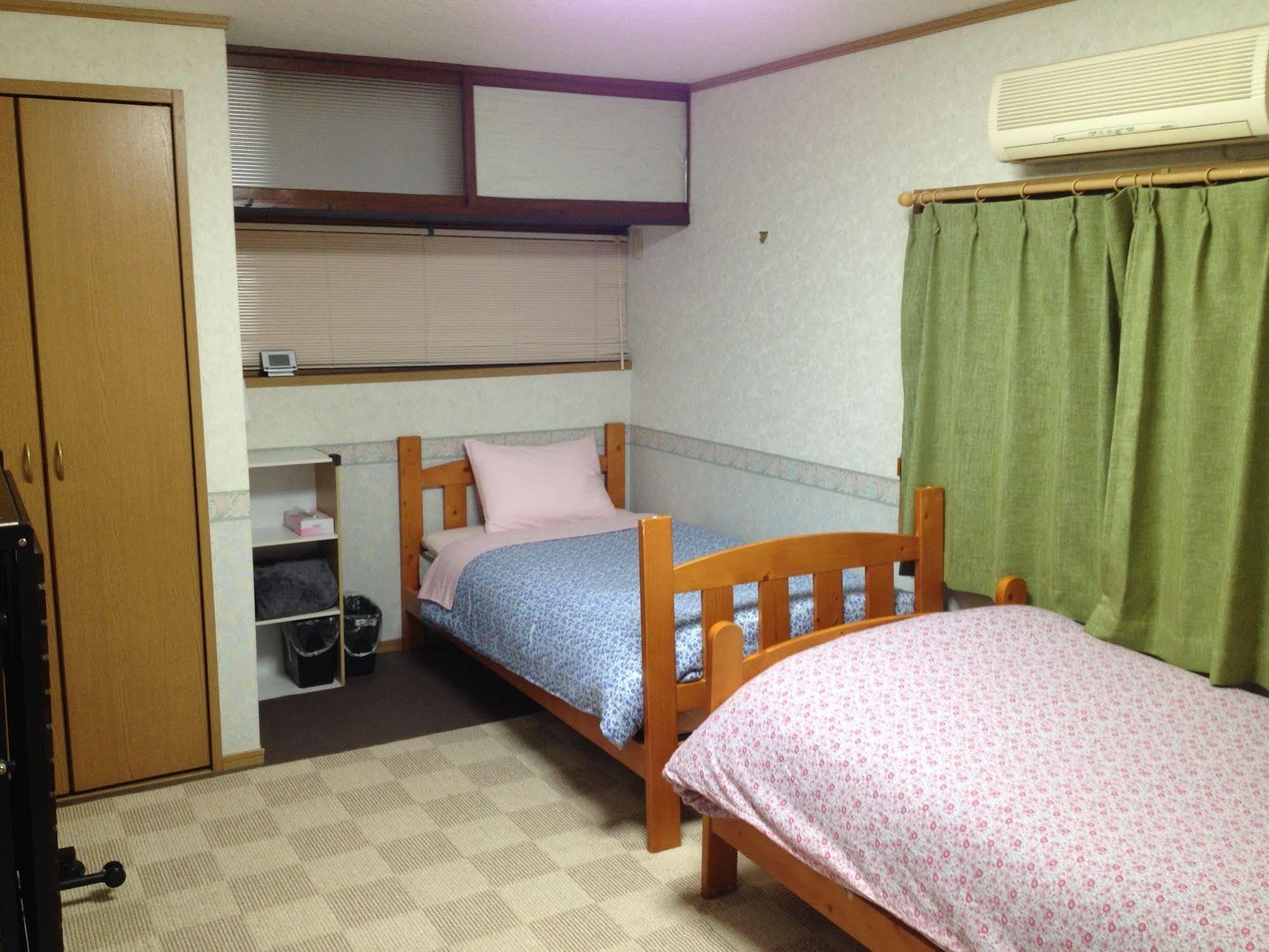 Now Travel Shinosaka Guest house Osaka