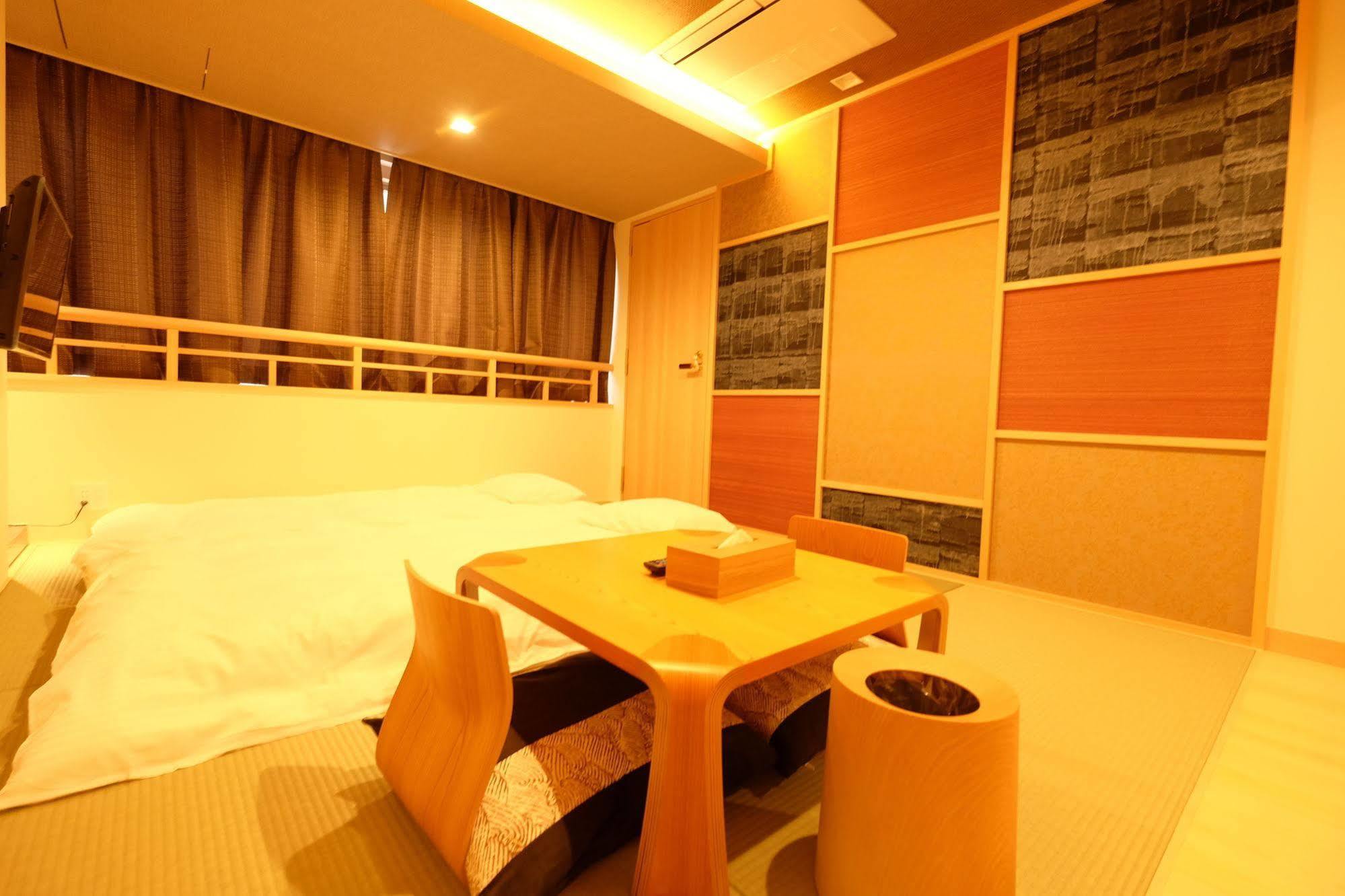 Ryokan 東心斎橋おおきにアパート Ookini & Osaka