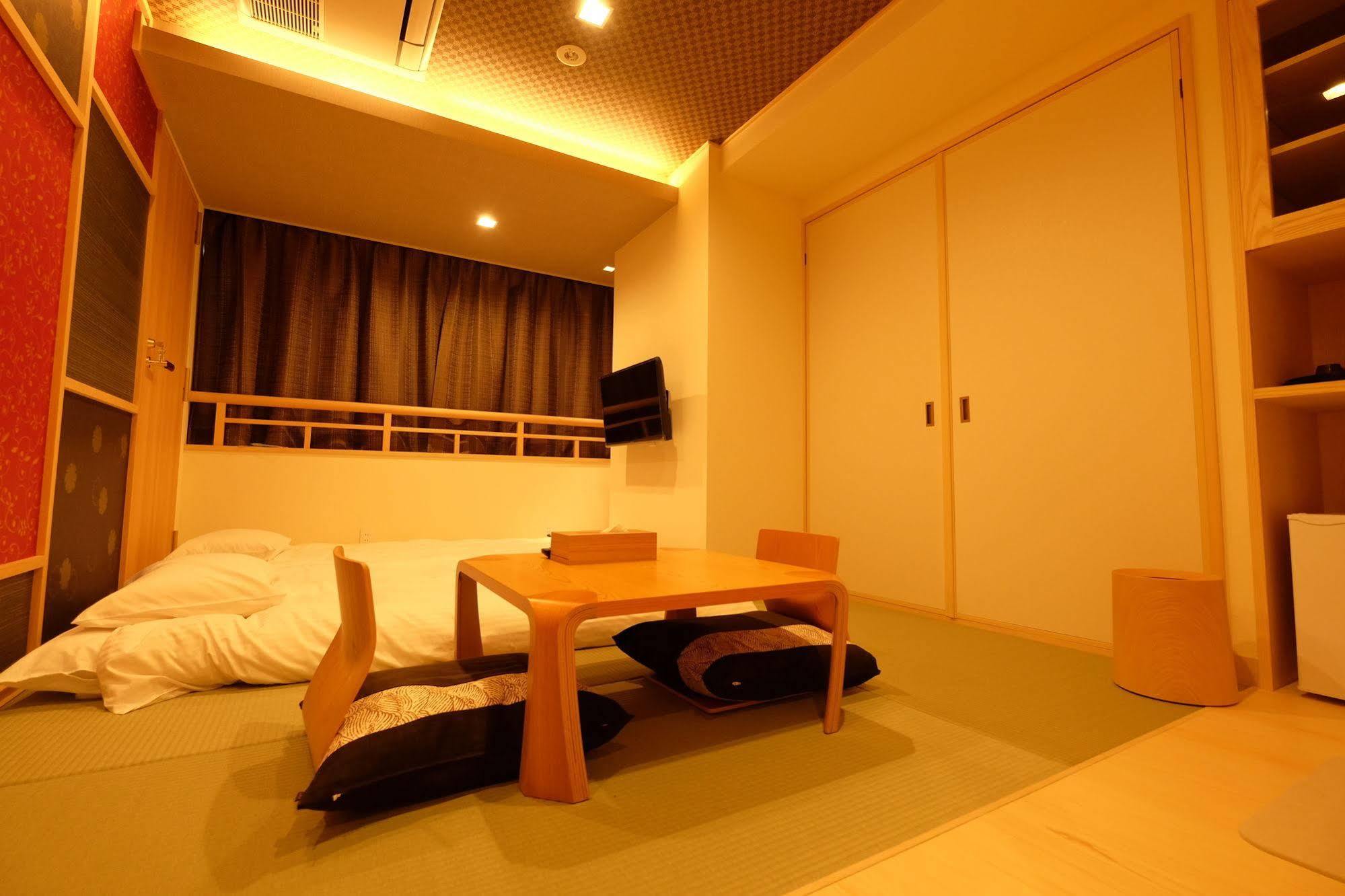 Ryokan 東心斎橋おおきにアパート Ookini & Osaka