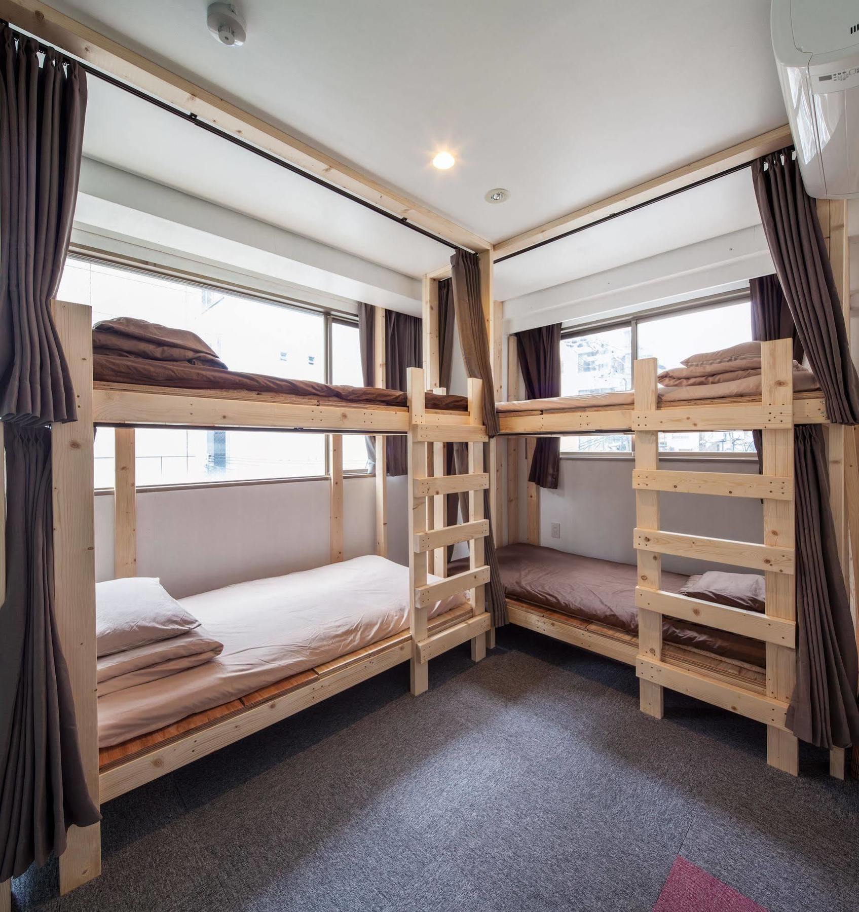 Guest house Beehive *