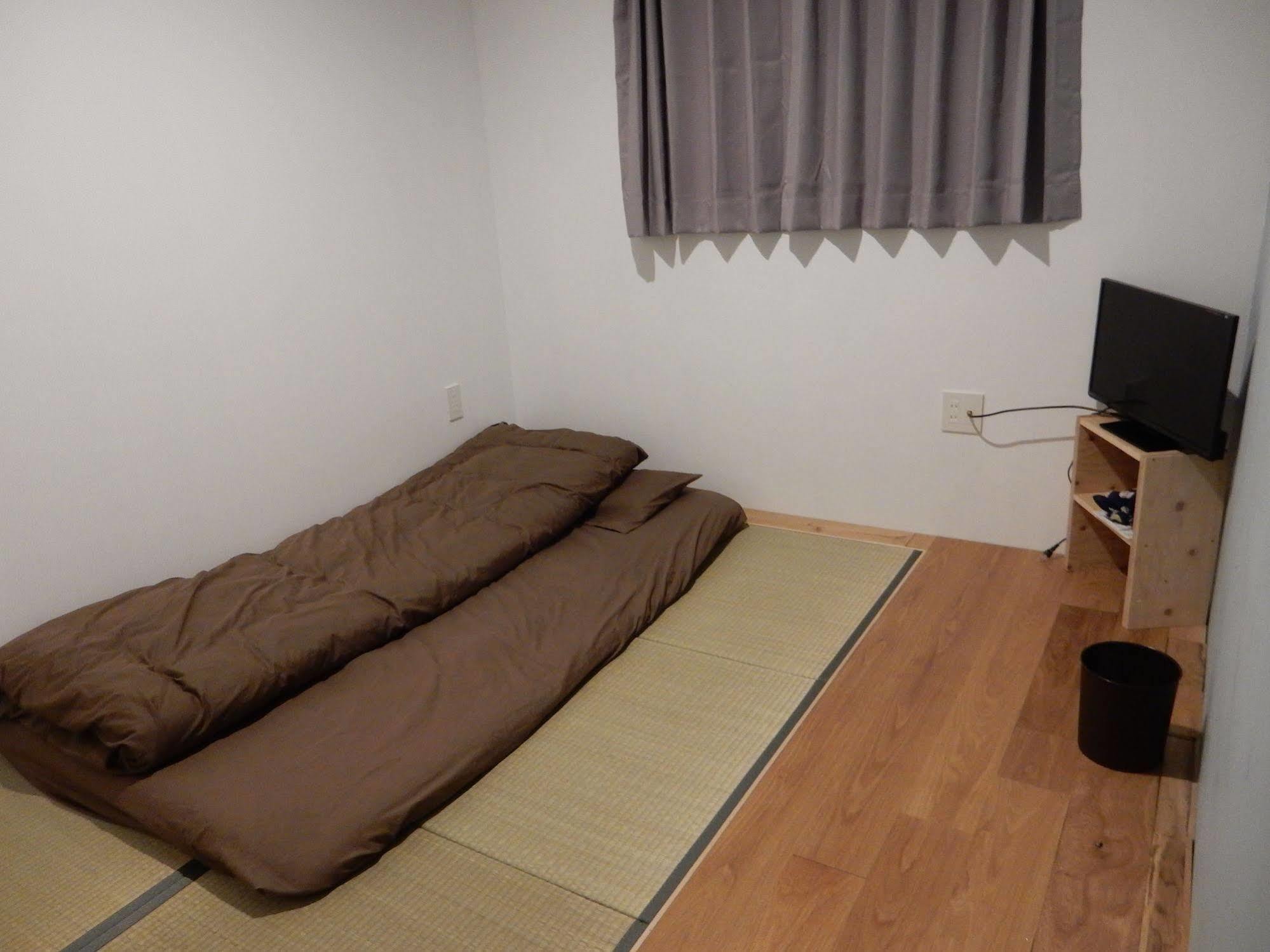 Guest house Beehive